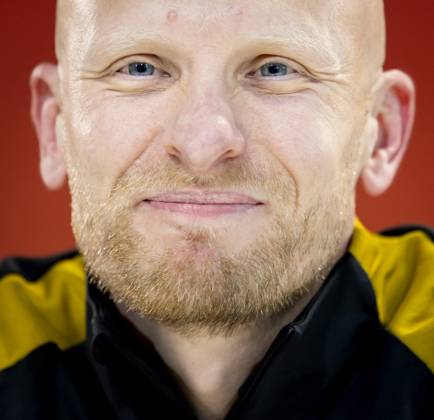 ZEIST - National coach Arjan Veurink during a press conference, PK, Pressekonferenz for the Dutch women s national team, Nationalteam The Dutch women are preparing for the friendly against Poland. ANP KOEN VAN WEEL xVIxANPxSportx xxANPxIVx 539789966 originalFilename: 539789966