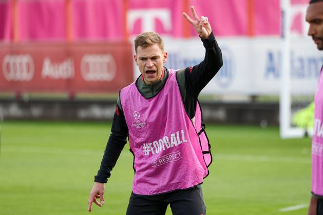 Joshua Kimmich (FC Bayern Muenchen, 06) gestikuliert, GER, Abschlusstraining, FC Bayern Muenchen, Fussball, UEFA Champions League, Liga-Phase, 3. Spieltag, Saison 2025 2026, 21.10.2025, GER, Abschlusstraining, FC Bayern Muenchen, Fussball, UEFA Champions League, Liga-Phase, 3. Spieltag, Saison 2025 2026, 21.10.2025 Muenchen Copyright: xEibner-Pressefoto JennixMaulx EP_JML