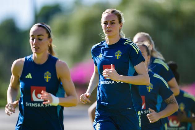 251022 Amanda Ilestedt of the Swedish women s national football team at a training session on October 22, 2025 in Benahavis. Photo: Ludvig Thunman BILDBYRAN kod LT LT0733 fotboll football soccer fotball träning practice training sverige sweden dam bbeng Copyright: LUDVIGxTHUNMAN BB251022LT053