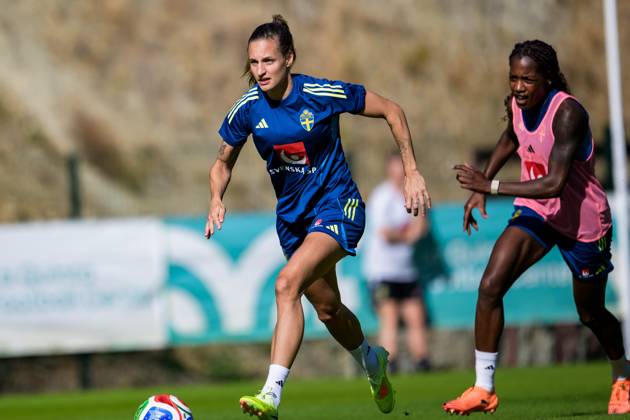 251022 Nathalie Björn of the Swedish women s national football team at a training session on October 22, 2025 in Benahavis. Photo: Ludvig Thunman BILDBYRAN kod LT LT0733 fotboll football soccer fotball träning practice training sverige sweden dam bbeng Copyright: LUDVIGxTHUNMAN BB251022LT067