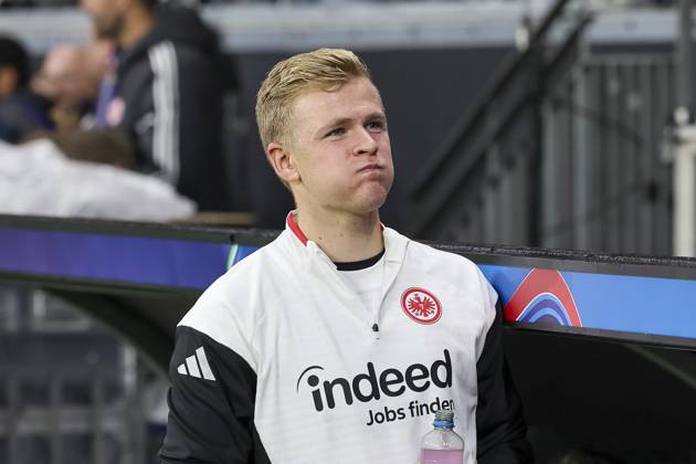 Jonathan Burkardt (Eintracht Frankfurt, 09) vor Spielbeginn , Deutschland, UEFA Champions League, 3. Spieltag, 2025 2026, Eintracht Frankfurt vs. FC Liverpool, 22.10.2025, Frankfurt Stadion, Frankfurt, Deutschland Frankfurt Frankfurt Stadion Hessen Deutschland Copyright: xGrantxHubbsx
