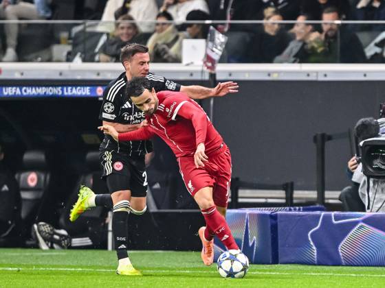 Ritsu DÅan (Eintracht Frankfurt) und Curtis Jones (Liverpool FC) battle for the ball during the UEFA Champions League 2025 26 League Phase MD3 match between Eintracht Frankfurt and Liverpool FC at Frankfurt Stadion on October 22, 2025 in Frankfurt am Main, Germany. (Photo by Harry Langer DeFodi Images) Ritsu DÅan Eintracht Frankfurt and Curtis Jones Liverpool FC battle for the ball during the UEFA Champions League 2025 26 League Phase MD3 match between Eintracht Frankfurt and Liverpool FC at Frankfurt Stadion on October 22, 2025 in Frankfurt am Main, Germany Photo by Harry Langer DeFodi Images