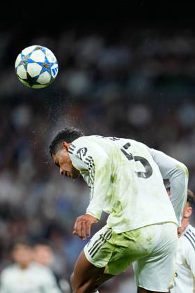 October 22, 2025, Madrid, Madrid, Spain: Jude Bellingham of Real Madrid CF in action during the UEFA Champions League 2025 26 League Phase MD3 match between Real Madrid C.F. and Juventus FC at Estadio Santiago Bernabeu on October 22, 2025 in Madrid, Spain. Madrid Spain - ZUMAa181 20251022_zaa_a181_247 Copyright: xDennisxAgyemanx