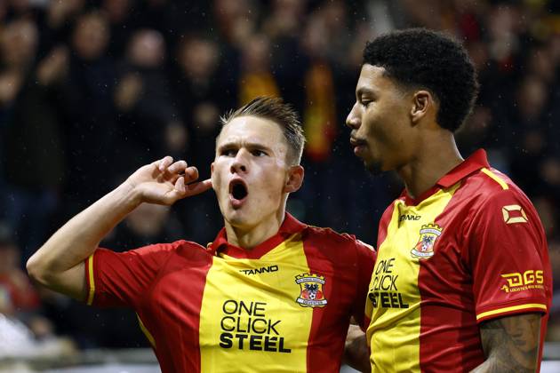 DEVENTER - Mathis Suray of Go Ahead Eagles celebrates the 1-1 draw during the UEFA Europa League match between Go Ahead Eagles and Aston Villa FC at De Adelaarshorst on October 23, 2025, in Deventer, Netherlands. ANP VINCENT JANNINK UEFA Europa League 2025-2026 xVIxANPxSportx xxANPxIVx 540075126 originalFilename: 540075126