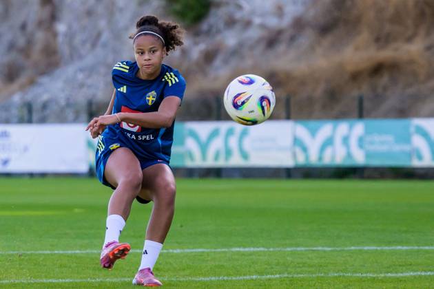 251025 Felicia Schröder of the Swedish women s national football team on October 25, 2025 in Benahavis. Photo: Ludvig Thunman BILDBYRAN kod LT LT0736 fotboll football soccer fotball träning practice training sverige sweden dam bbeng Copyright: LUDVIGxTHUNMAN BB251025LT003