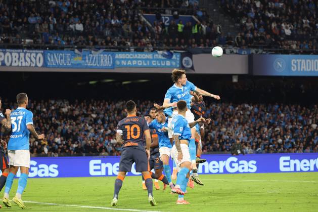 October 25, 2025, Napoli, Campania, ITALIA: Scott McTominay of SSC Napoli During the 2025 26 Italian Serie A football match between SSC Napoli and Internazionale Milano at the Diego Armando Maradona Stadium in Naples on October 25, 2025...Pictured: Napoli ITALIA - ZUMAs236 20251025_aap_s236_044 Copyright: xFabioxSassox