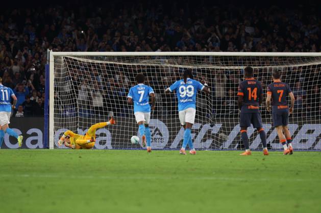October 25, 2025, Napoli, Campania, ITALIA: Goal the Kevi De Bruyne of SSC Napoli During the 2025 26 Italian Serie A football match between SSC Napoli and Internazionale Milano at the Diego Armando Maradona Stadium in Naples on October 25, 2025...Pictured: Napoli ITALIA - ZUMAs236 20251025_aap_s236_055 Copyright: xFabioxSassox