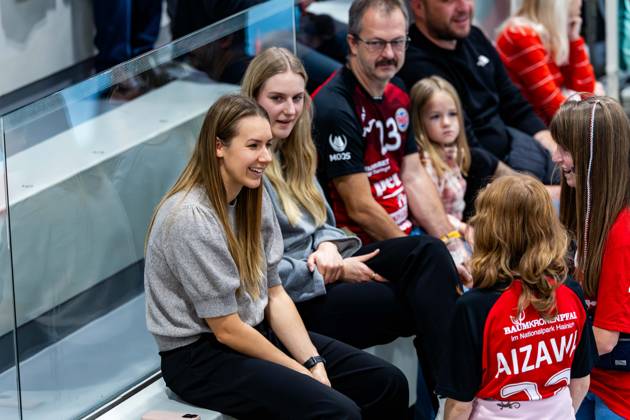 25.10.2025, GER, Handball, Frauen, Saison 2025 2026, Alsco 1.Bl, 6.Spieltag, Thueringer HC - VfL Oldenburg Kerstin Kündig Kathrin Pichlmeier 99947 Bad Langensalza Salza Halle Sporthalle Mehrz Thüringen Deutschland