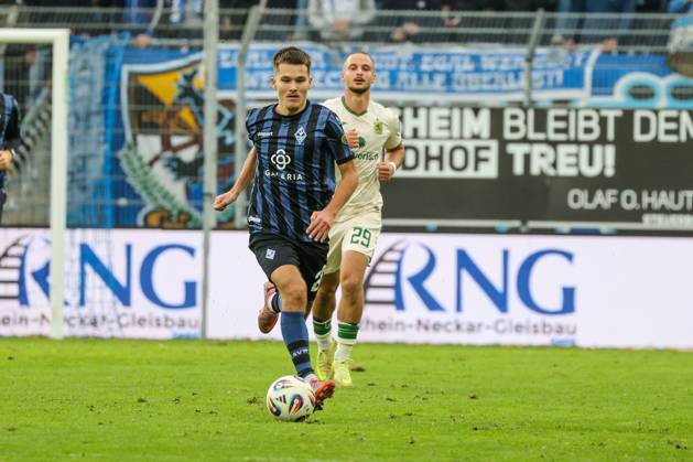 Diego Michel (SV Waldhof Mannheim, 28) Fussball: 3. Liga, 12. Spieltag, SV Waldhof Mannheim vs. TSV 1860 München am 25.10.2025 in Mannheim (Carl-Benz-Stadion), Deutschland Mannheim Carl-Benz-Stadion Deutschland Copyright: xFranzxReindelx