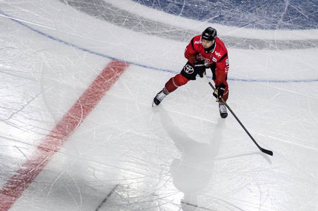 COLOGNE, GERMANY - 26 OCTOBER, 2025: Maximilian Kammerer - The IceHockey DEL match Koelner Haie - Frankfurt Leowen at Lanxess Arena  Copyright: xVitaliixKliuievx