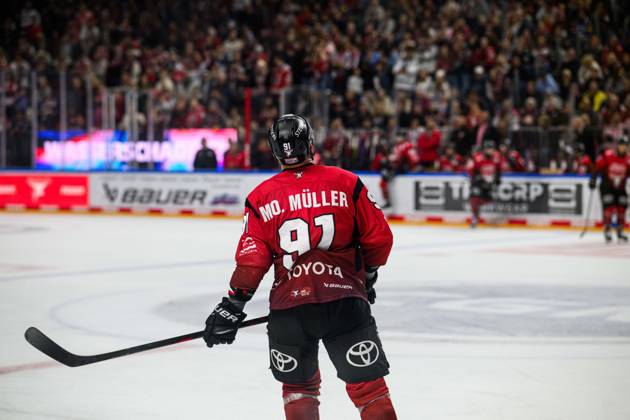 COLOGNE, GERMANY - 26 OCTOBER, 2025: Moritz Mueller - The IceHockey DEL match Koelner Haie - Frankfurt Leowen at Lanxess Arena Copyright: xVitaliixKliuievx