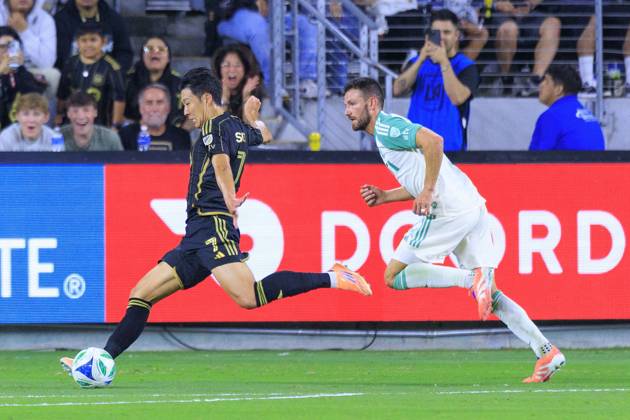 October 29, 2025, Los Angeles, California, USA: Son Heung-min 7 of the Los Angeles Football Club takes a shot into goal during Game1 of the Audi 2025 MLS, Fussball Herren, USA Cup Playoffs game against the Austin FC on Wednesday October 29, 2025 at the BMO Stadium in Los Angeles, California. LAFC defeats Austin FC, 2-1. JAVIER ROJAS PI Los Angeles USA - ZUMAp124 20251029_zaa_p124_034 Copyright: xJavierxRojasx