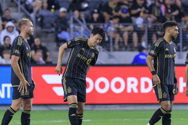 October 29, 2025, Los Angeles, California, USA: Son Heung-min 7 of the Los Angeles Football Club grimaces in pain after being fouled during Game1 of the Audi 2025 MLS, Fussball Herren, USA Cup Playoffs game against the Austin FC on Wednesday October 29, 2025 at the BMO Stadium in Los Angeles, California. LAFC defeats Austin FC, 2-1. JAVIER ROJAS PI Los Angeles USA - ZUMAp124 20251029_zaa_p124_087 Copyright: xJavierxRojasx