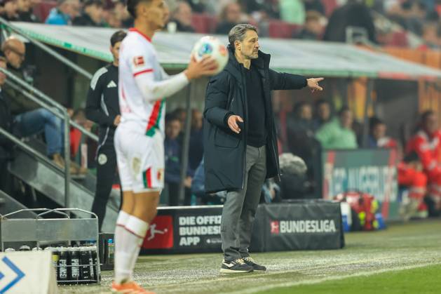 Niko Kovac (Borussia Dortmund, Cheftrainer), GER, FC Augsburg vs. Borussia Dortmund, Fussball, Bundesliga, 9. Spieltag, Saison 2025 2026, 31.10.2025, DFL DFB REGULATIONS PROHIBIT ANY USE OF PHOTOGRAPHS as IMAGE SEQUENCES and or QUASI-VIDEO, GER, FC Augsburg vs. Borussia Dortmund, Fussball, Bundesliga, 9. Spieltag, Saison 2025 2026, 31.10.2025 Augsburg Copyright: xEibner-Pressefoto JennixMaulx EP_JML