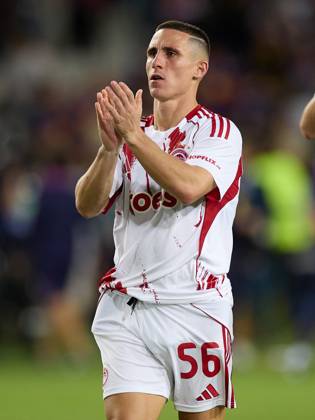 October 21, 2025, Barcelona, Barcelona, Spain: Daniel Podence of Olympiacos during the UEFA Champions League match between FC Barcelona, Barca v Olympiakos Piraeus at the Lluis Companys Olympic Stadium on October 21, 2025 in Barcelona Spain. Barcelona Spain - ZUMAr232 20251021_zsp_r232_204 Copyright: xDavidxRamirezx
