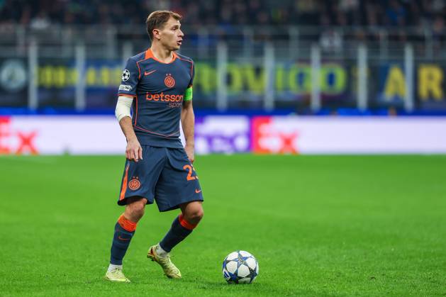 Nicolo Barella of FC Internazionale seen in action during UEFA Champions League 2025 26 League Phase - Matchday 4 football match between FC Internazionale and FC Kairat Almaty at San Siro Stadium in Milan Italy on 05 November 2025. Milan Stadio Giuseppe Meazza Milan Italy Copyright: xEPhotopressx SP24-1283-123