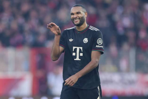 Jonathan Tah (FC Bayern Muenchen) gestikuliert, Bundesliga, 1. FC Union Berlin v FC Bayern München, Stadion An der Alten Försterei am 08. November 2025 in Berlin, Deutschland. (Foto von Marco Steinbrenner DeFodi Images) Jonathan Tah (FC Bayern Muenchen) gestures, Bundesliga, 1. FC Union Berlin v FC Bayern München, Stadion An der Alten Försterei, November 8, 2025 in Berlin, Germany. (Photo by Marco Steinbrenner DeFodi Images) DFL regulations prohibit any use of photographs as image sequences and or quasi-video. Jonathan Tah FC Bayern Muenchen gestures, Bundesliga, 1 FC Union Berlin v FC Bayern München, Stadion An der Alten Försterei, November 8, 2025 in Berlin, Germany Photo by Marco Steinbrenner DeFodi Images Jonathan Tah FC Bayern Muenchen gestures, Bundesliga, 1 FC Union Berlin v FC Bayern München, Stadion An der Alten Försterei, November 8, 2025 in Berlin, Germany Photo by Marco Steinbrenner DeFodi Images DFL regulations prohibit any use of photographs as image sequences and or quasi video