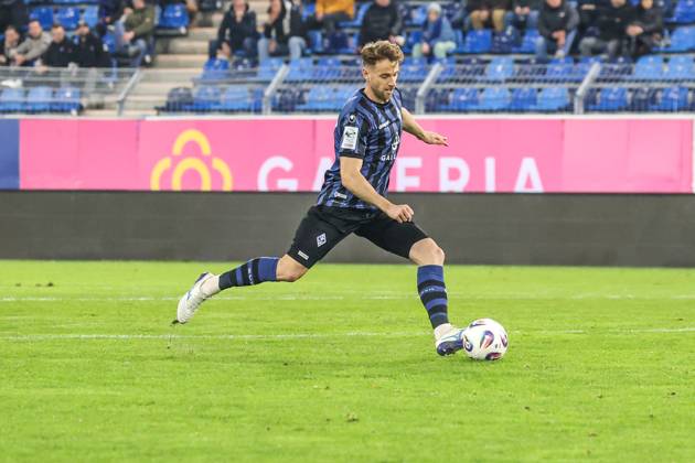 Lukas Klünter (SV Waldhof Mannheim, 24) Fussball: bfv-Rothaus-Pokal, Viertelfinale, SV Waldhof Mannheim vs. FC-Astoria Walldorf am 12.11.2025 in Mannheim (Carl-Benz-Stadion), Deutschland Mannheim Carl-Benz-Stadion Deutschland Copyright: xFranzxReindelx