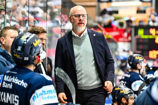 Stefan Nyman (Cheftrainer, Headcoach, Iserlohn Roosters), GER, Iserlohn Roosters vs. ERC Ingolstadt, Eishockey, Penny-DEL, 18. Spieltag, Spielzeit 2025 2026, 24.11.2025, GER, Iserlohn Roosters vs. ERC Ingolstadt, Eishockey, Penny-DEL, 18. Spieltag, Spielzeit 2025 2026, 14.11.2025 Iserlohn Copyright: xJonasxBrockmann Eibner-Pressefotx EP_JBN