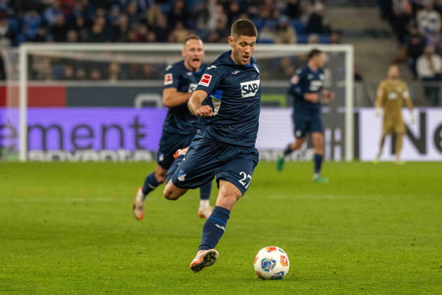 Andrej Kramaric (TSG 1899 Hoffenheim). xettx, Deutschland, Sinsheim, 29.11.2025, Fussball, Bundesliga: TSG 1899 Hoffenheim vs FC Augsburg, Saison 2025 2026, 12. Spieltag, PreZero Arena DFL DFB REGULATIONS PROHIBIT ANY USE OF PHOTOGRAPHS AS IMAGE SEQUENCES AND OR QUASI-VIDEO.