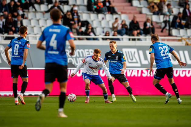 SuperSport HNL, round 15: HNK Hajduk Split v NK Varazdin Adrion Pajaziti of HNK Hajduk Split and Matej Vuk of NK Varazdin during the SuperSport HNL 2025. 2026. round 15 match between HNK Hajduk Split and NK Varazdin at Poljud Stadium in Split, Croatia on November 29, 2025. ZvonimirxBarisin PIXSELL