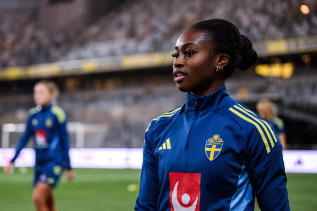 251201 Monica Jusu Bah of the Swedish women s national football team at a training session on December 1, 2025 in Stockholm. Photo: Jesper Zerman BILDBYRAN kod JZ JZ0652 fotboll football soccer fotball nations league uefa womens nations league träning practice training sverige sweden dam bbeng Copyright: JESPERxZERMAN BB251201JZ023