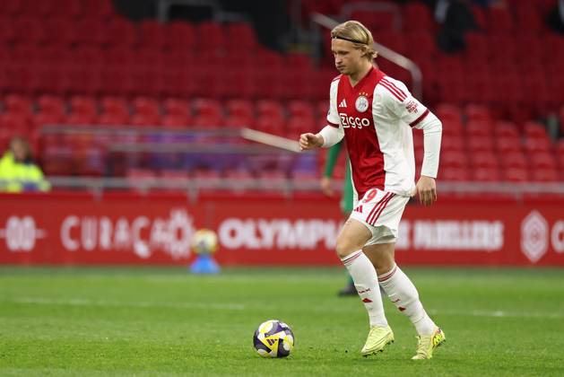 AMSTERDAM , 02-12-2025 , JohanCruyff Arena , season 2025 2026 , Dutch Eredivisie Football , match between Ajax and FC Groningen (replay) , Picture shows , Ajax player Kasper Dolberg Ajax - Groningen (replay) x32313314x Copyright: