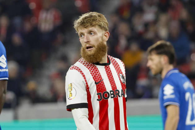 Niklas Beste (SC Freiburg, 19) , Deutschland, Fussball, DFB Pokal, Achtelfinale, 2025 2026, SC Freiburg vs. SV Darmstadt 98, 03.12.2025, Europa-Park Stadion , Freiburg im Breisgau, Deutschland Freiburg im Breisgau Europa-Park Stadion Baden-Wuerttemberg Deutschland Copyright: xGrantxHubbsx