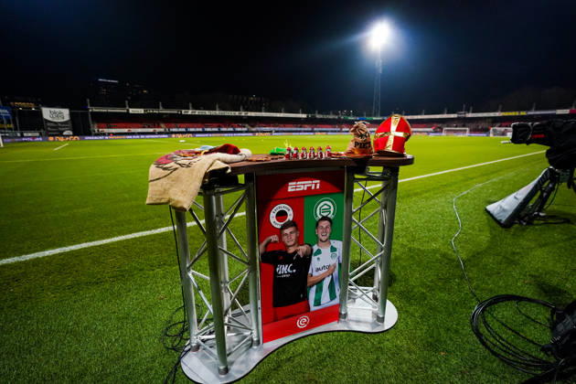 Eredivisie: Excelsior Rotterdam v FC Groningen Rotterdam - Sinterklaas at Stadion Woudestein during the fifteenth competition round of the 2025 2026 Eredivisie season. The match is set between Excelsior Rotterdam and FC Groningen at Stadion Woudestein on 5 December 2025 in Rotterdam, The Netherlands. (VK Sportphoto Danny de Groot) Copyright: xDannyxdexGrootx