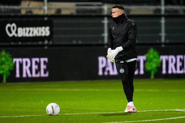 Eredivisie: Excelsior Rotterdam v FC Groningen Rotterdam - Goalkeeper Etienne Vaessen of FC Groningen during the fifteenth competition round of the 2025 2026 Eredivisie season. The match is set between Excelsior Rotterdam and FC Groningen at Stadion Woudestein on 5 December 2025 in Rotterdam, The Netherlands. (VK Sportphoto Danny de Groot) Copyright: xDannyxdexGrootx