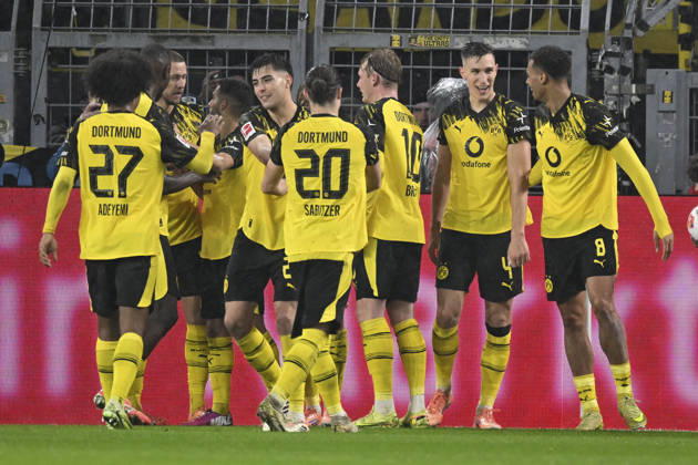 Nico Schlotterbeck (Dortmund 4) jubelt nach dem Tor zum 2:0 mi der Mannschaft 07.12.2025 Fussball Borussia Dortmund vs TSG Hoffenheim, Signal Iduna Park, Dortmund, DFB DFL REGULATIONS PROHIBIT ANY USE OF PHOTOGRAPHS AS IMAGE SEQUENCES AND OR QUASI-VIDEO