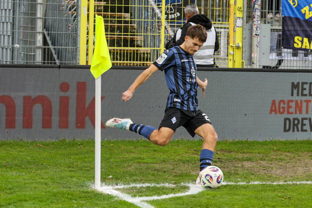 Diego Michel (SV Waldhof Mannheim, 28) Fussball: 3. Liga, 17. Spieltag, SV Waldhof Mannheim vs. 1. FC Saarbrücken am 07.12.2025 in Mannheim (Carl-Benz-Stadion), Deutschland Mannheim Carl-Benz-Stadion Deutschland Copyright: xFranzxReindelx