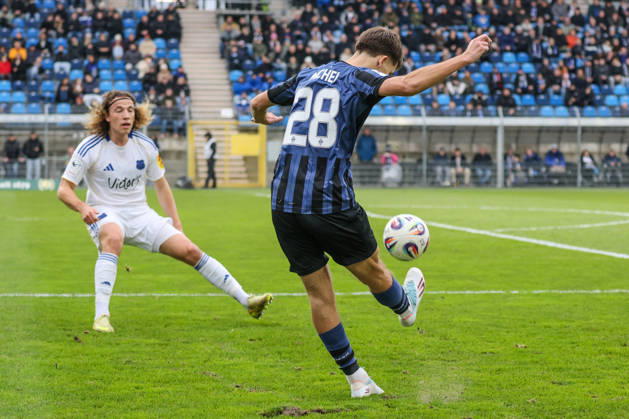 Diego Michel (SV Waldhof Mannheim, 28) Fussball: 3. Liga, 17. Spieltag, SV Waldhof Mannheim vs. 1. FC Saarbrücken am 07.12.2025 in Mannheim (Carl-Benz-Stadion), Deutschland Mannheim Carl-Benz-Stadion Deutschland Copyright: xFranzxReindelx