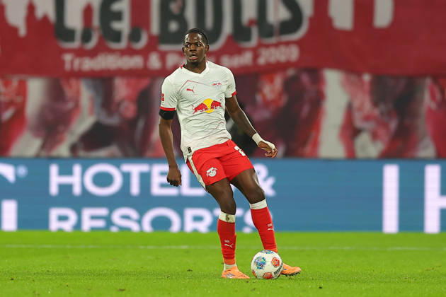 RB Leipzig - Frankfurt Bundesliga Leipzig, 06.12.2025, Red Bull Arena, Fußball, Männer, Saison 2025 2026, 1. Bundesliga, 13. Spieltag, RB Leipzig - Eintracht Frankfurt 6:0 (2:0) , Im Bild: Castello Lukeba (23, RB Leipzig) ,