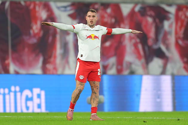 RB Leipzig - Frankfurt Bundesliga Leipzig, 06.12.2025, Red Bull Arena, Fußball, Männer, Saison 2025 2026, 1. Bundesliga, 13. Spieltag, RB Leipzig - Eintracht Frankfurt 6:0 (2:0) , Im Bild: David Raum (22, RB Leipzig) ,