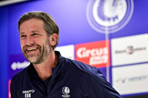 Gent s head coach Rik De Mil pictured during a press conference, PK, Pressekonferenz of Belgian soccer team KAA Gent, on Friday 12 December 2025 in Gent. The team is preparing for the game against Royal Antwerp FC. DIRKxWAEM x148382229x