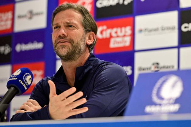 Gent s head coach Rik De Mil pictured during a press conference, PK, Pressekonferenz of Belgian soccer team KAA Gent, on Friday 12 December 2025 in Gent. The team is preparing for the game against Royal Antwerp FC. DIRKxWAEM x148386052x