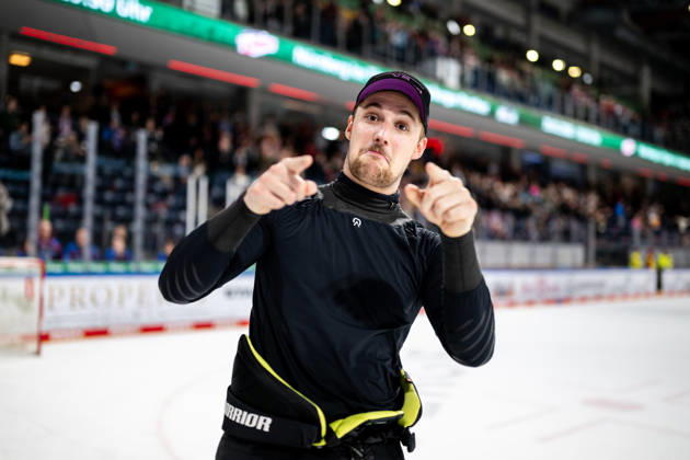 12.12.2025 - Eishockey - Saison 2025 2026 - Penny DEL - Nürnberg Ice Tigers Icetigers - Löwen Frankfurt - ThHa - xthxhax - Justus Böttner Boettner (9, Nürnberg Ice Tigers, NIT ) Jubel, Freude