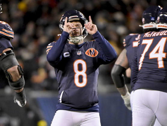 Chicago Bears place kicker Cairo Santos (8) celebrates the game tying extra point with 24 seconds left in the fourth quarter against the Green Bay Packers at Soldier Field in Chicago on Saturday, December 20, 2025. Bears defeated the Packers 22-16.  CHI20251220135 MARKxBLACK