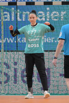 Sara Suba (TusSies Metzingen, 77) im Tor TusSies Metzingen vs. VfL Oldenburg, Handball, Alsco HBF, 11.Ligaspieltag, Saison 2025 2026, 21.12.2025 TusSies Metzingen vs. VfL Oldenburg, Handball, Alsco HBF, 11.Ligaspieltag, Saison 2025 2026, 21.12.2025 Tuebingen Copyright: xEibner-Pressefoto TobiasxBaurx EP_TBR