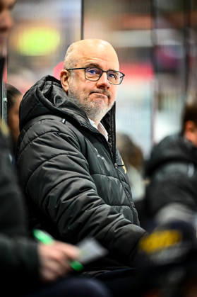 Stefan Nyman (Cheftrainer, Headcoach, Iserlohn Roosters), GER, Iserlohn Roosters vs. Koeler Haie, Eishockey, Penny-DEL, 34. Spieltag, Spielzeit 2025 2026, 30.12.2025, GER, Iserlohn Roosters vs. Koeler Haie, Eishockey, Penny-DEL, 34. Spieltag, Spielzeit 2025 2026, 30.12.2025 Iserlohn Copyright: xJonasxBrockmann Eibner-Pressefotx EP_JBN