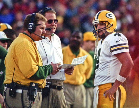 January 3, 1999 - San Francisco, California, U.S - San Francisco 49ers vs. Green Bay Packers Candlestick Park Sunday, January 3, 1999. 49ers beat Packers 30-27. Green Bay Packers quarterback Brett Favre (4) talks with head coach Mike Holmgren. Copyright: xAlxGolubx