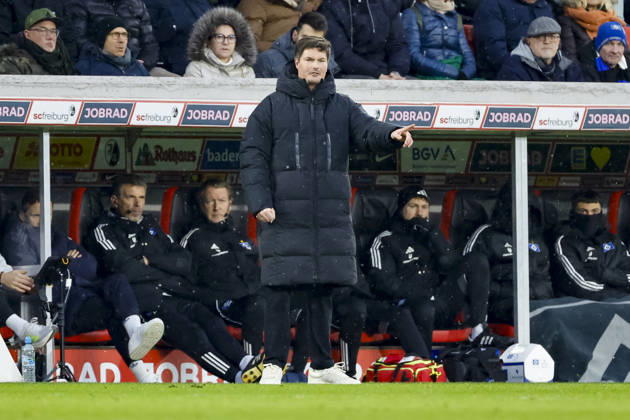 Merlin Polzin (Hamburger SV, Trainer) , Deutschland, Fussball, 1. Bundesliga, 16.Spieltag, 2025 2026, SC Freiburg vs. Hamburger SV, 10.01.2026, Freiburg im Breisgau Europa-Park Stadion Deutschland Copyright: xGrantxHubbsx