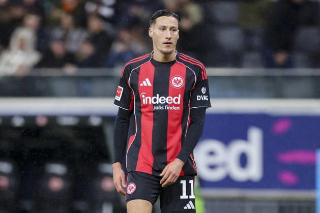 Younes Ebnoutalib (Eintracht Frankfurt) schaut enttaeuscht, Bundesliga, Eintracht Frankfurt v Borussia Dortmund, Deutsche Bank Park am 09. January 2026 in Frankfurt am Main, Deutschland. (Foto von Marco Steinbrenner DeFodi Images) Younes Ebnoutalib (Eintracht Frankfurt) looks dejected, Bundesliga, Eintracht Frankfurt v Borussia Dortmund, Deutsche Bank Park, January 9, 2026 in Frankfurt am Main, Germany. (Photo by Marco Steinbrenner DeFodi Images) DFL regulations prohibit any use of photographs as image sequences and or quasi-video. -