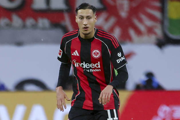 Younes Ebnoutalib (Eintracht Frankfurt) schaut enttaeuscht, Bundesliga, Eintracht Frankfurt v Borussia Dortmund, Deutsche Bank Park am 09. January 2026 in Frankfurt am Main, Deutschland. (Foto von Marco Steinbrenner DeFodi Images) Younes Ebnoutalib (Eintracht Frankfurt) looks dejected, Bundesliga, Eintracht Frankfurt v Borussia Dortmund, Deutsche Bank Park, January 9, 2026 in Frankfurt am Main, Germany. (Photo by Marco Steinbrenner DeFodi Images) DFL regulations prohibit any use of photographs as image sequences and or quasi-video. -