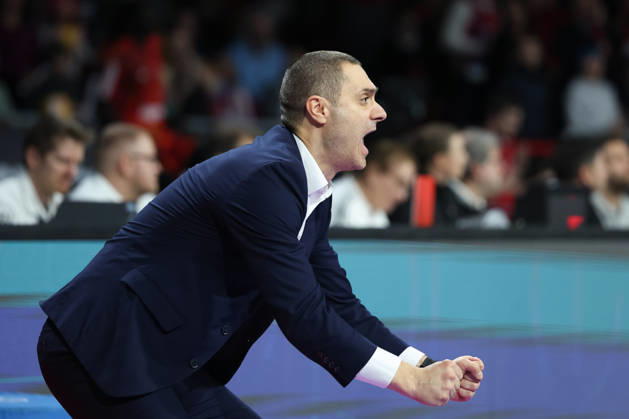 Marko Stankovic (Telekom Baskets Bonn, Chef-Trainer) jubelt, GER, FC Bayern Basketball vs. Telekom Baskets Bonn, Basketball, easycredit Basketball Bundesliga, 15. Spieltag, Saison 2025 2026, 11.01.2026, GER, FC Bayern Basketball vs. Telekom Baskets Bonn, Basketball, easycredit Basketball Bundesliga, 15. Spieltag, Saison 2025 2026, 11.01.2026 Muenchen Copyright: xEibner-Pressefoto JennixMaulx EP_JML
