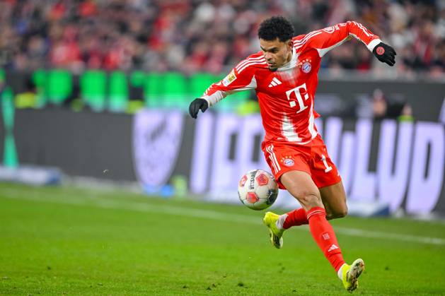 Luis Diaz (FC Bayern München) in Aktion, am Ball, Einzelaktion waehrend des spiels der Bundesliga zwischen FC Bayern München und VfL Wolfsburg, Allianz Arena am 11. January 2026 in München, Deutschland. (Foto von Harry Langer DeFodi Images) +++ Luis Diaz (FC Bayern München) controls the Ball during the Bundesliga match between FC Bayern München and VfL Wolfsburg at Allianz Arena on January 11, 2026 in München, Germany. (Photo by Harry Langer DeFodi Images) DFL regulations prohibit any use of photographs as image sequences and or quasi-video. (Photo by Harry Langer DeFodi Images) DFL regulations prohibit any use of photographs as image sequences and or quasi-video. -
