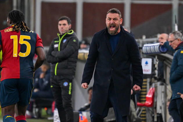 GenoaÕs head coach Daniele De Rossi during the Serie A soccer match between Genoa and Cagliari at the Luigi Ferraris Stadium in Genoa, Italy - Monday, January 12, 2026. - Soccer . Copyright: xTanoxPecoraro LaPressex
