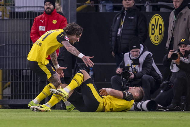13.01.2026: Fußball: Borussia Dortmund - SV Werder Bremen, 17. Spieltag im Signal-Iduna-Park. Nico Schlotterbeck (Borussia Dortmund) jubelt nach seinem Tor zum 1:0. WICHTIGER HINWEIS: Gemäß den Vorgaben der DFL und des DFB ist es untersagt, in dem Stadion und oder vom Spiel angefertigte Fotoaufnahmen in Form von Sequenzbildern und oder videoähnlichen Fotostrecken zu verwerten bzw. verwerten zu lassen. Copyright: xDavidxInderliedx