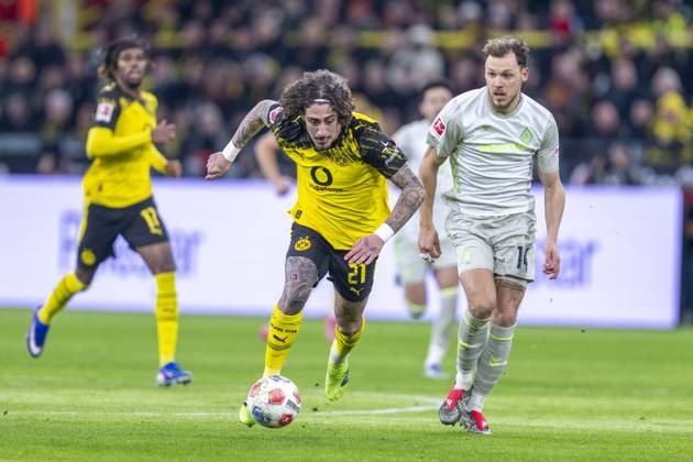 13.01.2026: Fußball: Borussia Dortmund - SV Werder Bremen, 17. Spieltag im Signal-Iduna-Park. Fabio Silva (Borussia Dortmund) läuft mit dem Ball am Fuß. WICHTIGER HINWEIS: Gemäß den Vorgaben der DFL und des DFB ist es untersagt, in dem Stadion und oder vom Spiel angefertigte Fotoaufnahmen in Form von Sequenzbildern und oder videoähnlichen Fotostrecken zu verwerten bzw. verwerten zu lassen. Copyright: xDavidxInderliedx